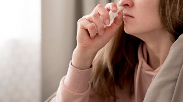 噴鼻劑
