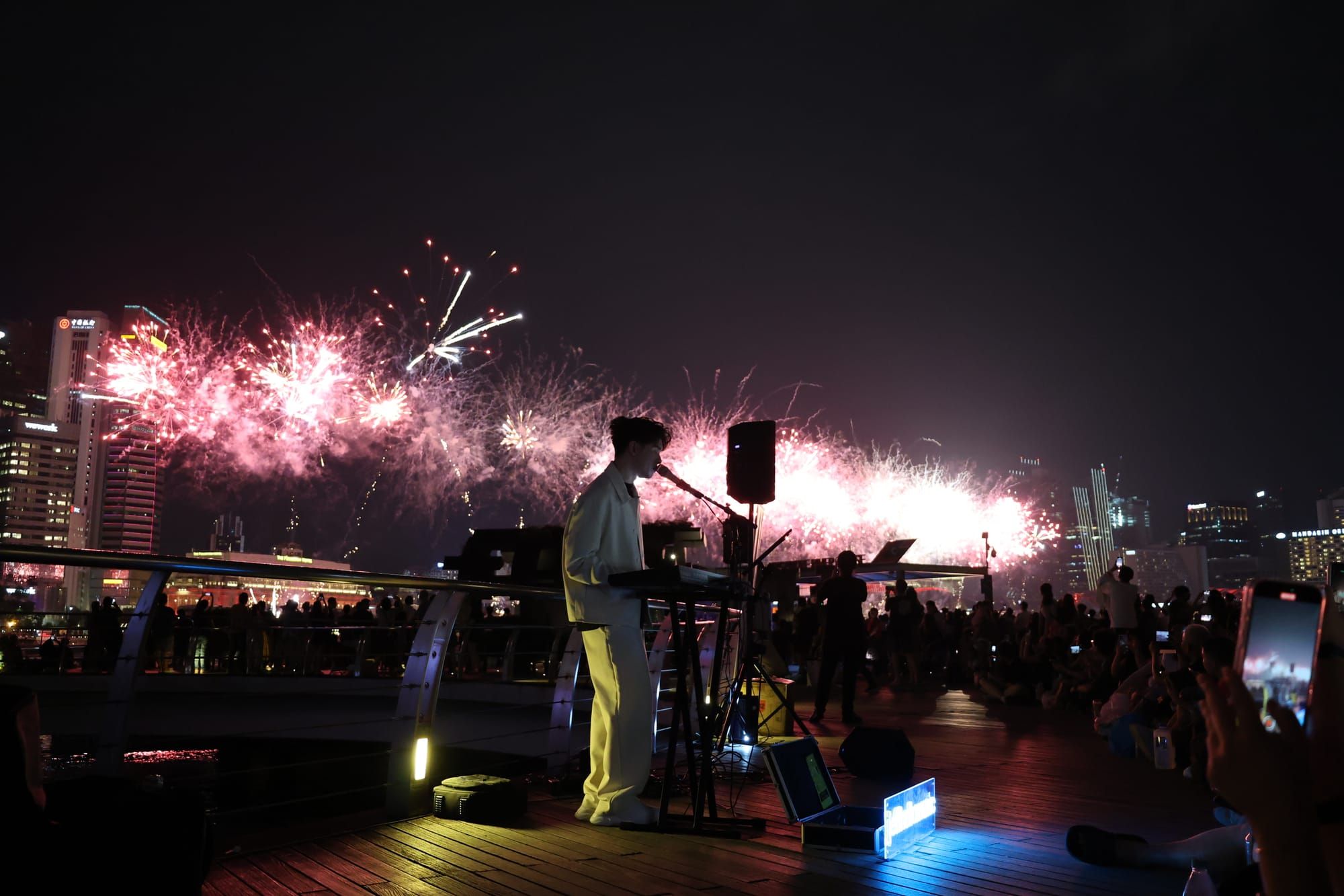 Jeff Ng - Marina Bay Lower Boardwalk (Here is SG Sculpture) - 21 Jun 2025