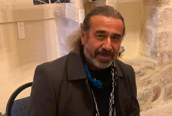 Enwer Karahan: Kesên ku fêrî xwendina kurdî dibin dest bi nivîskarîyê dikin
