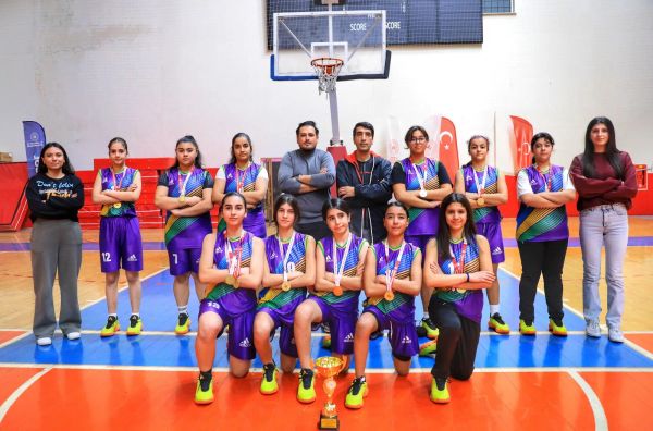 Basketbola Jinan: Şampîyona Amedê Oz Kayapinar Spor e!