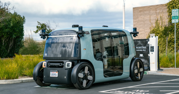Zoox, el robotaxi de Amazon que ya está en las calles