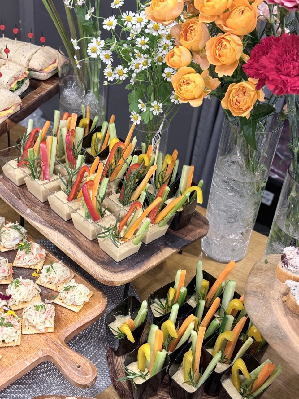 COEX Exhibition Catering: Finger Food That Keeps Visitors at Your Booth