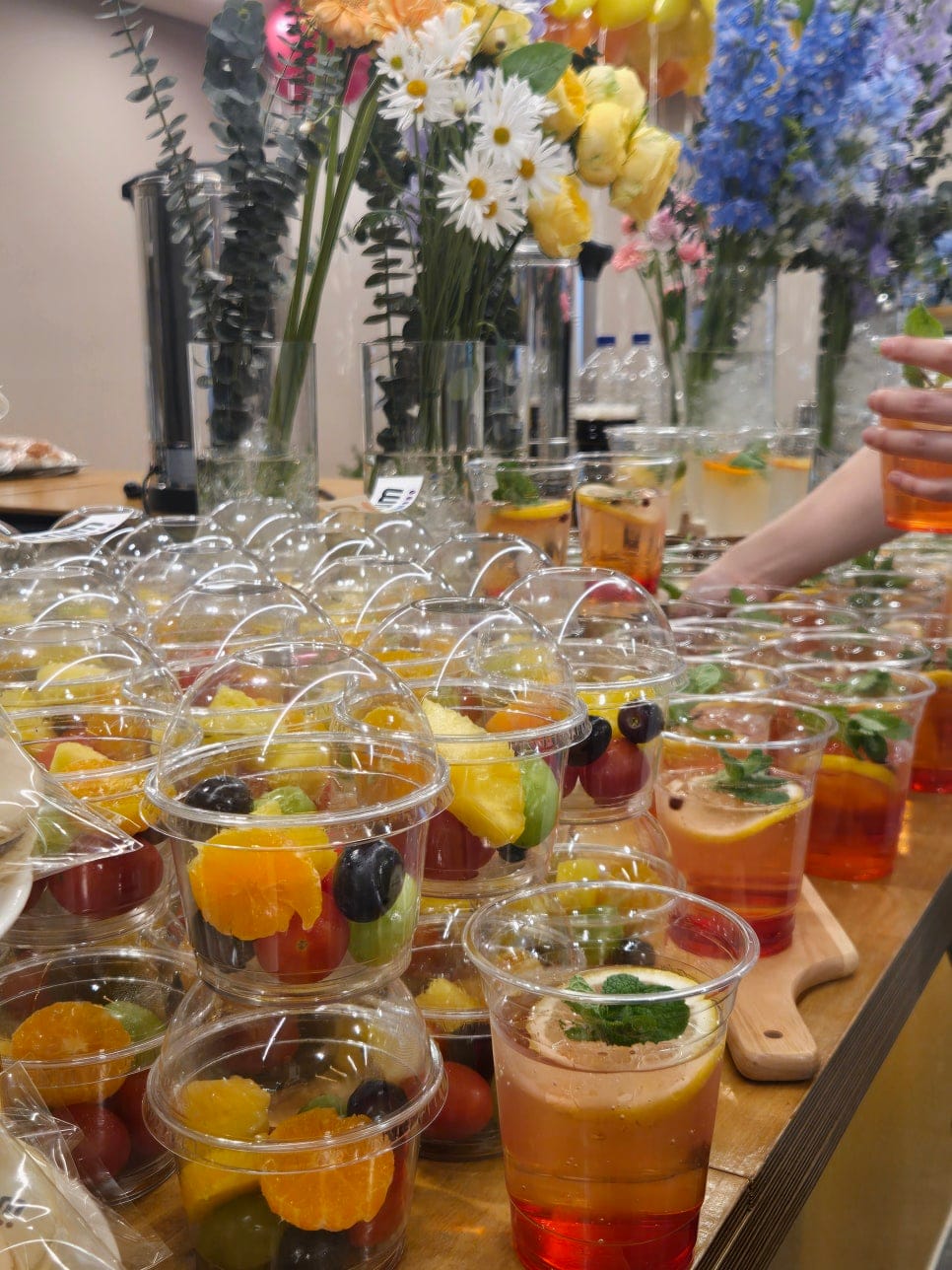 COEX Exhibition Catering: Finger Food That Keeps Visitors at Your Booth — 2