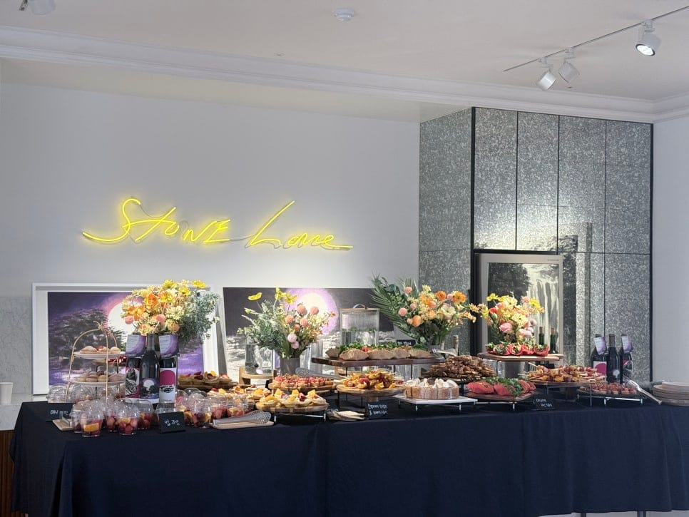 Art Exhibition Catering in Cheongdam-dong — Wine & Finger Food at Atollage — 2