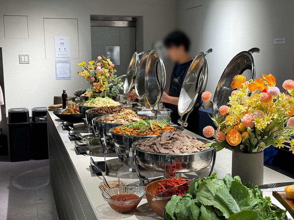 Catering for Corporate Seminars and Workshops — 8