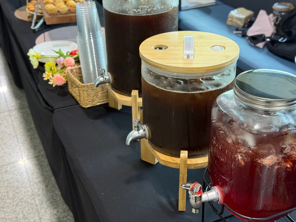 VIP Session Coffee Break & Formal Lunch Course Menu Catering — 7