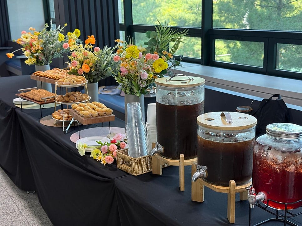 VIP Session Coffee Break & Formal Lunch Course Menu Catering — 8