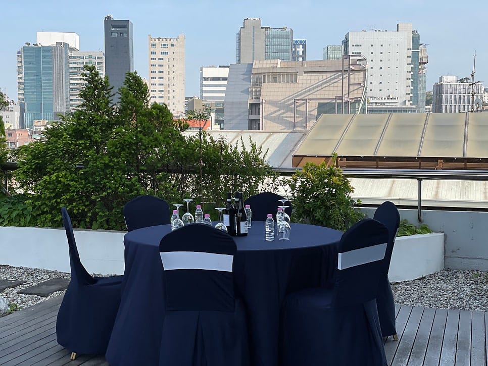 Rooftop Beer Party Catering in Seoul — Summer Outdoor Event Ideas — 2