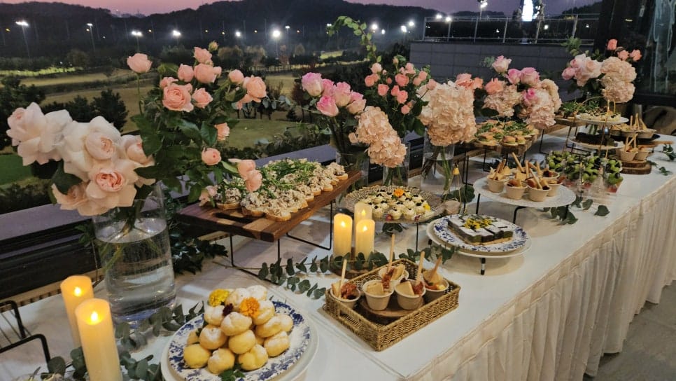 Autumn Wedding Catering: An Outdoor, Cinematic Experience — 9