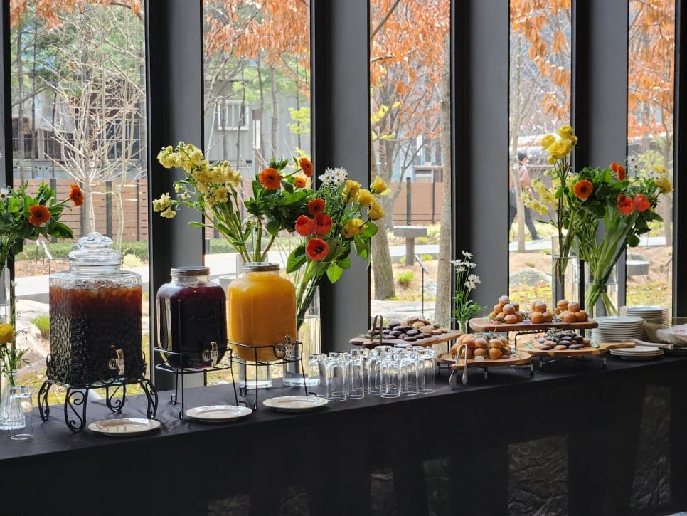 Autumn Wedding Catering: An Outdoor, Cinematic Experience — 11