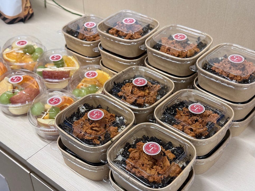 Teachers' Day Boxed Lunch Catering for School Events and Teacher Gifts — 4