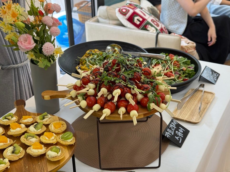 Intimate First Birthday Party Catering at a Private Home — 15