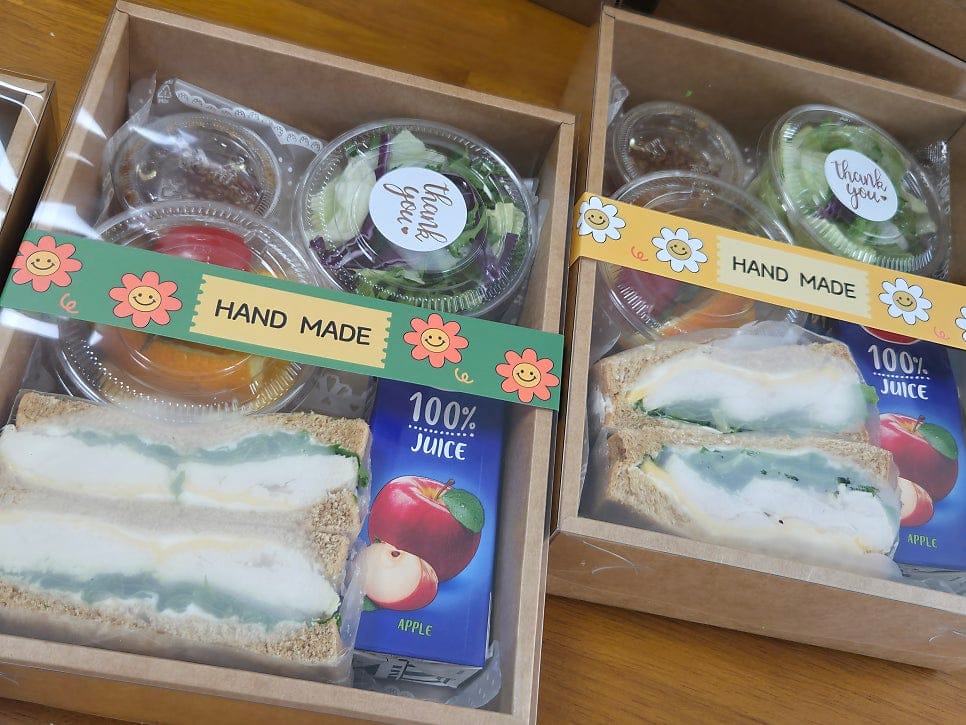 Boxed Lunch Catering for Corporate Meetings and Late-Night Work Sessions — 6