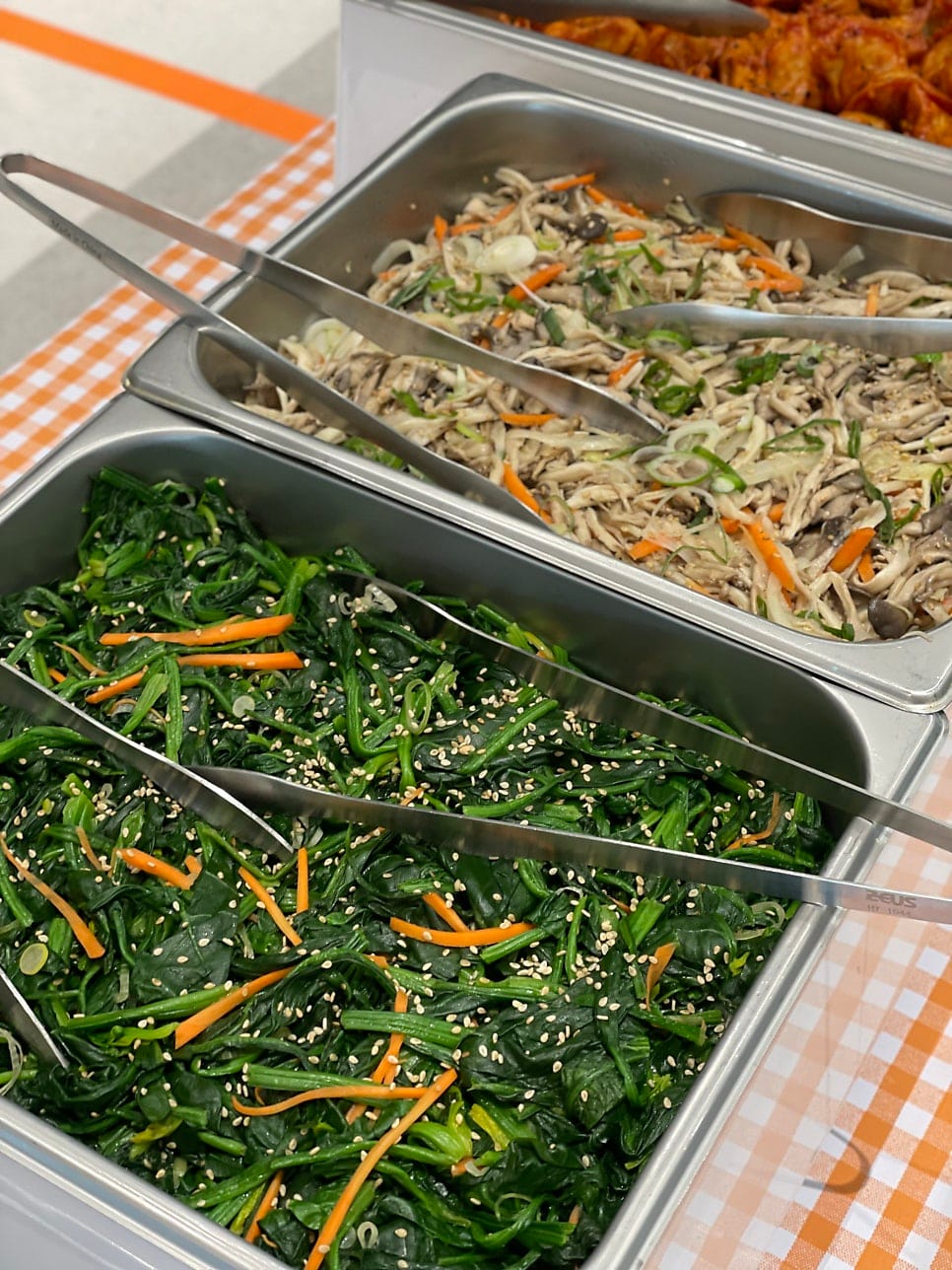 Why More Companies Are Switching to Regular Lunch Catering — 6