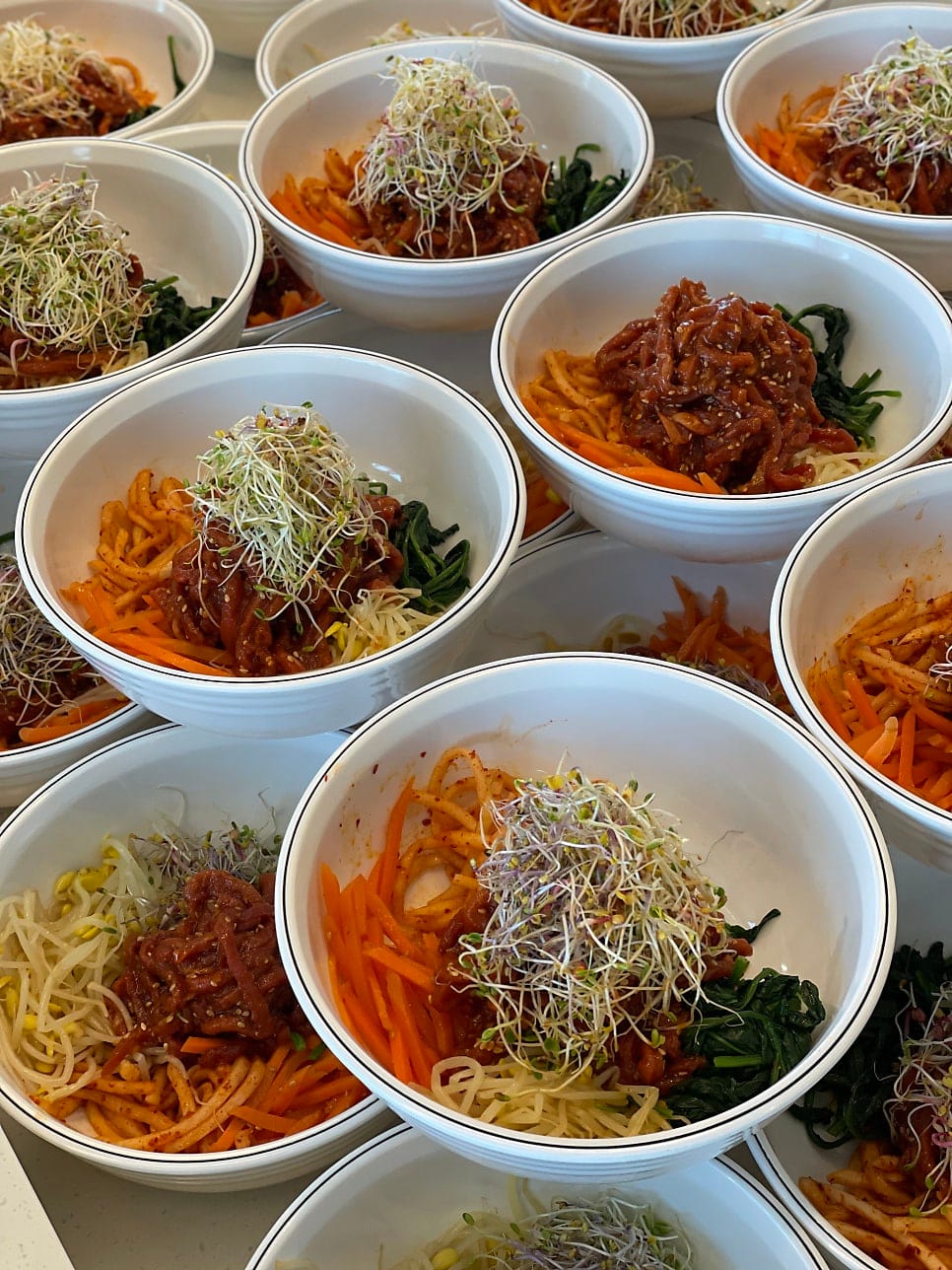 Why Employees Love It: Regular Lunch Catering for Corporate Offices