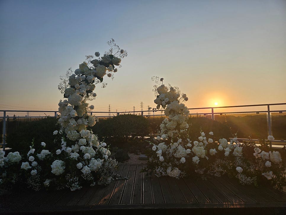 Small Wedding Buffet Catering: How Couples Are Creating the Perfect Atmosphere and Menu
