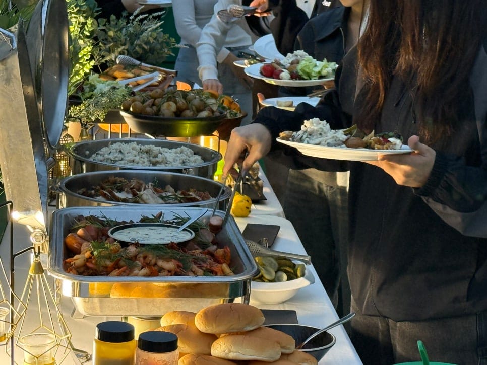Outdoor BBQ Catering: Live Grill Parties for Corporate Events and Private Gatherings — 6
