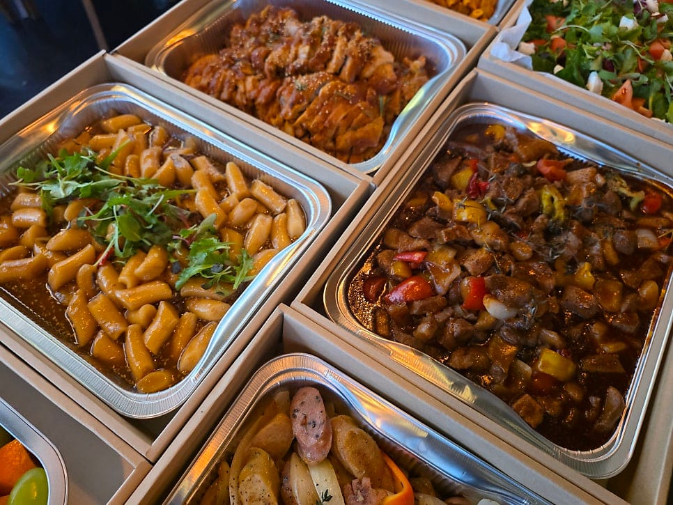 Drop-Off Catering for Private Parties — Ready in 5 Minutes — 9