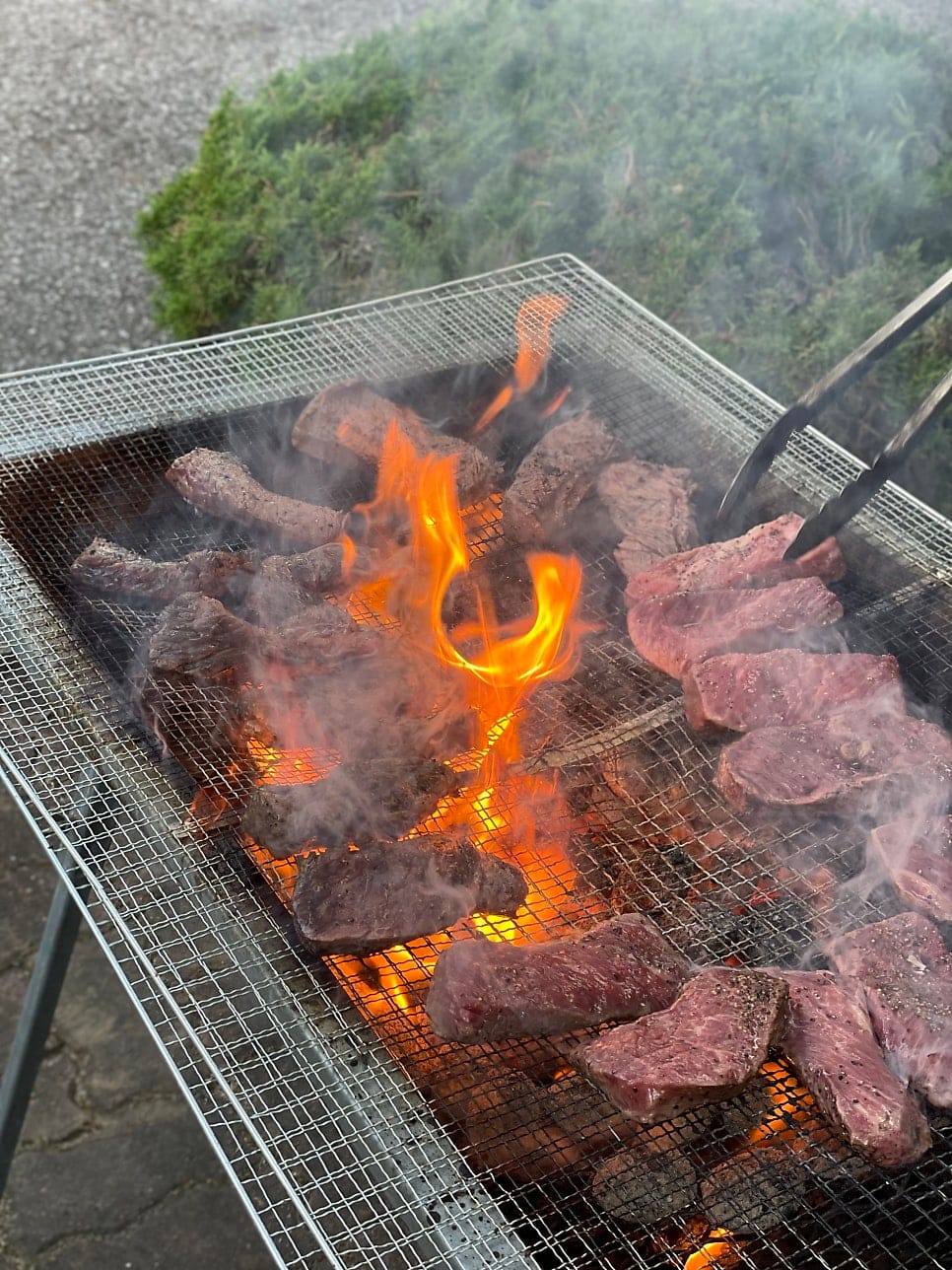 Live BBQ Catering for Outdoor Corporate Events — Chef-Grilled on Site