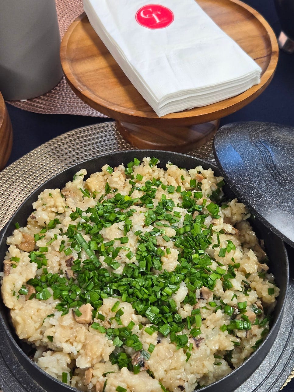 Vegan and Regular Options Together: A Custom Buffet Catering Review — 4