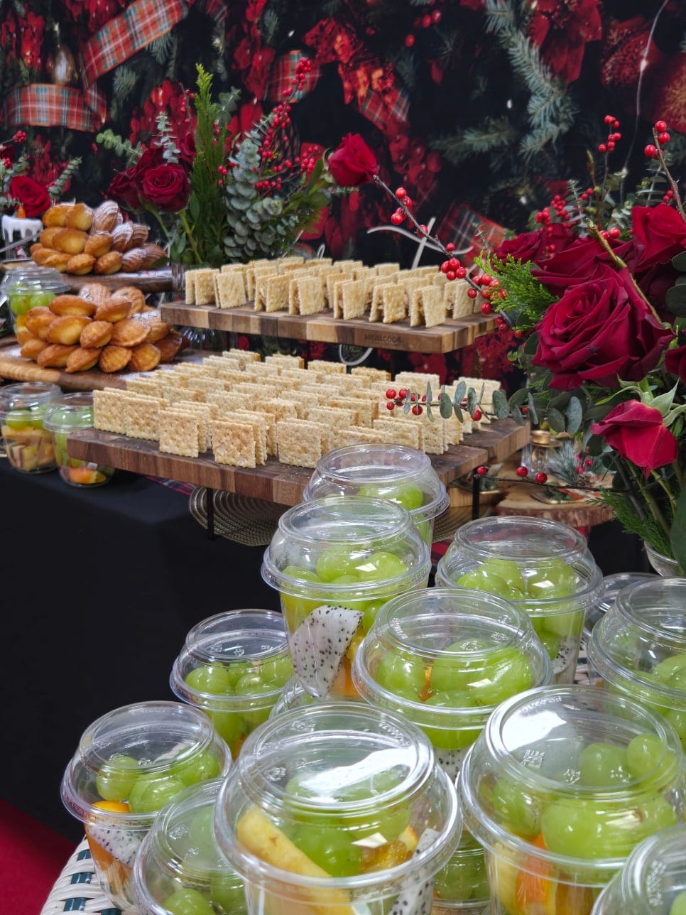 Finger Food Catering for a Hyundai Department Store Employee Awards Ceremony — A Style That Works for New Year Corporate Events Too — 6