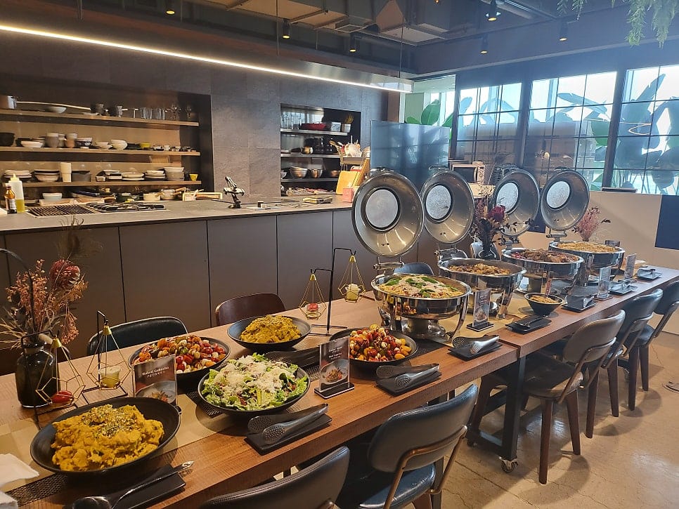 Year-End Corporate Catering in Seoul — Custom Menus for Office Parties and Year-End Gatherings — 4
