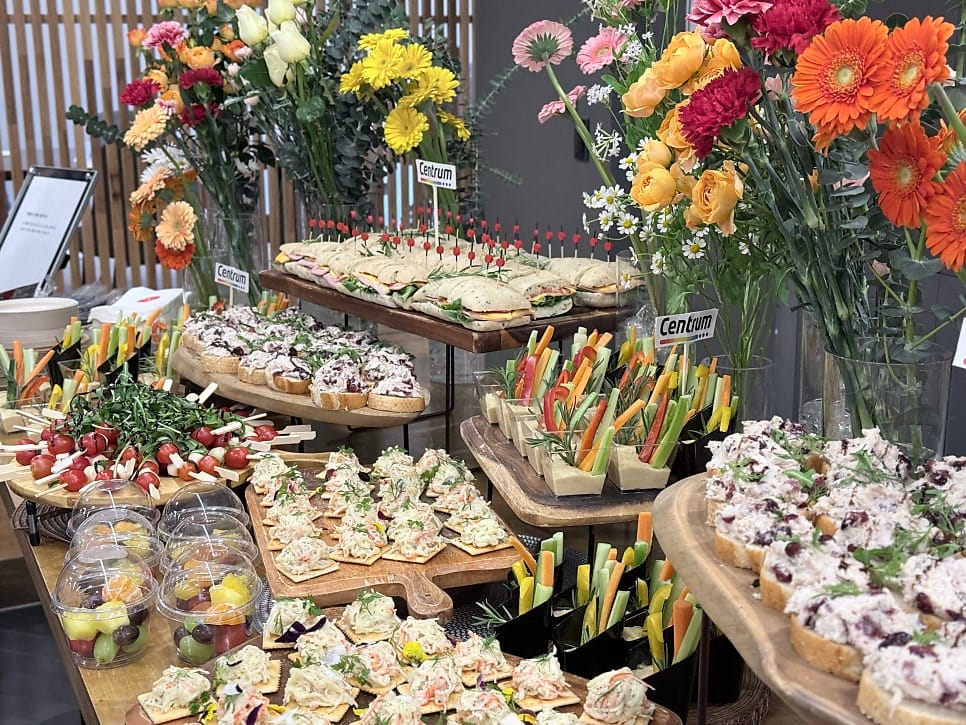 Brand-Themed Finger Food Catering for the Centrum Vitamin Event — 7