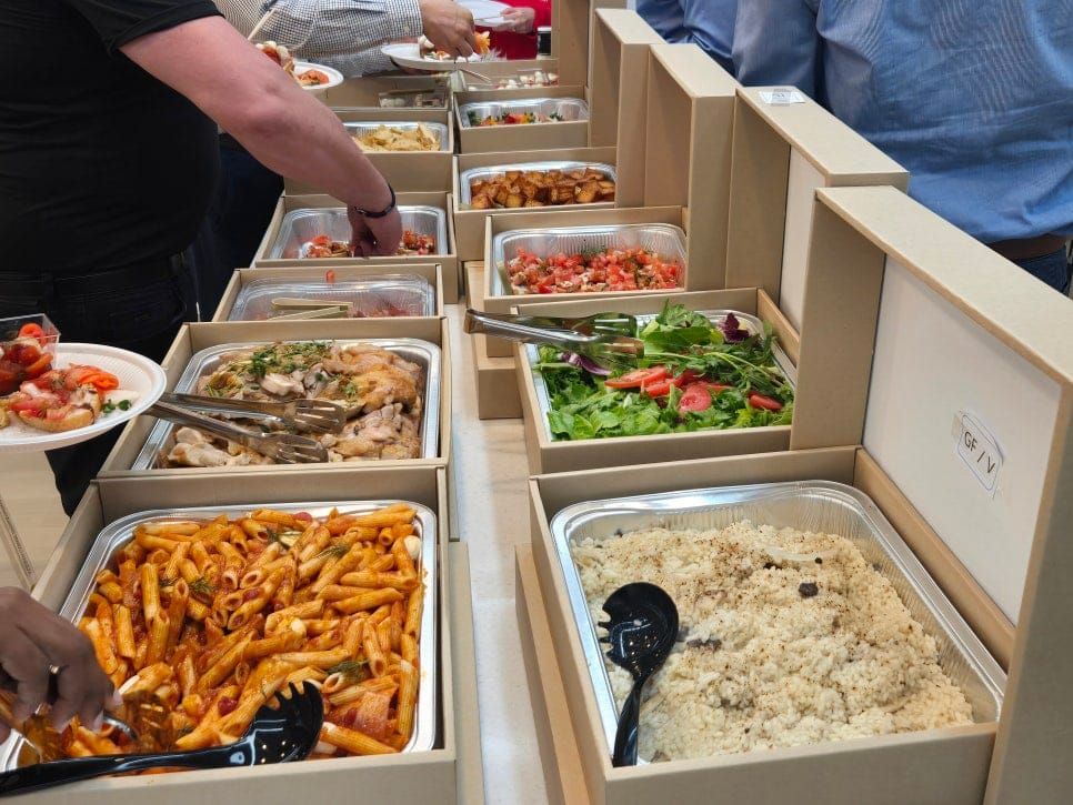 Corporate Workshop Catering: Why Drop-Off Boxes Are So Popular