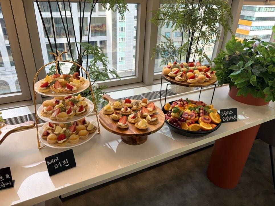 Conference Finger Food Catering at Rock Place — Corporate Event Catering That Keeps the Program Flowing