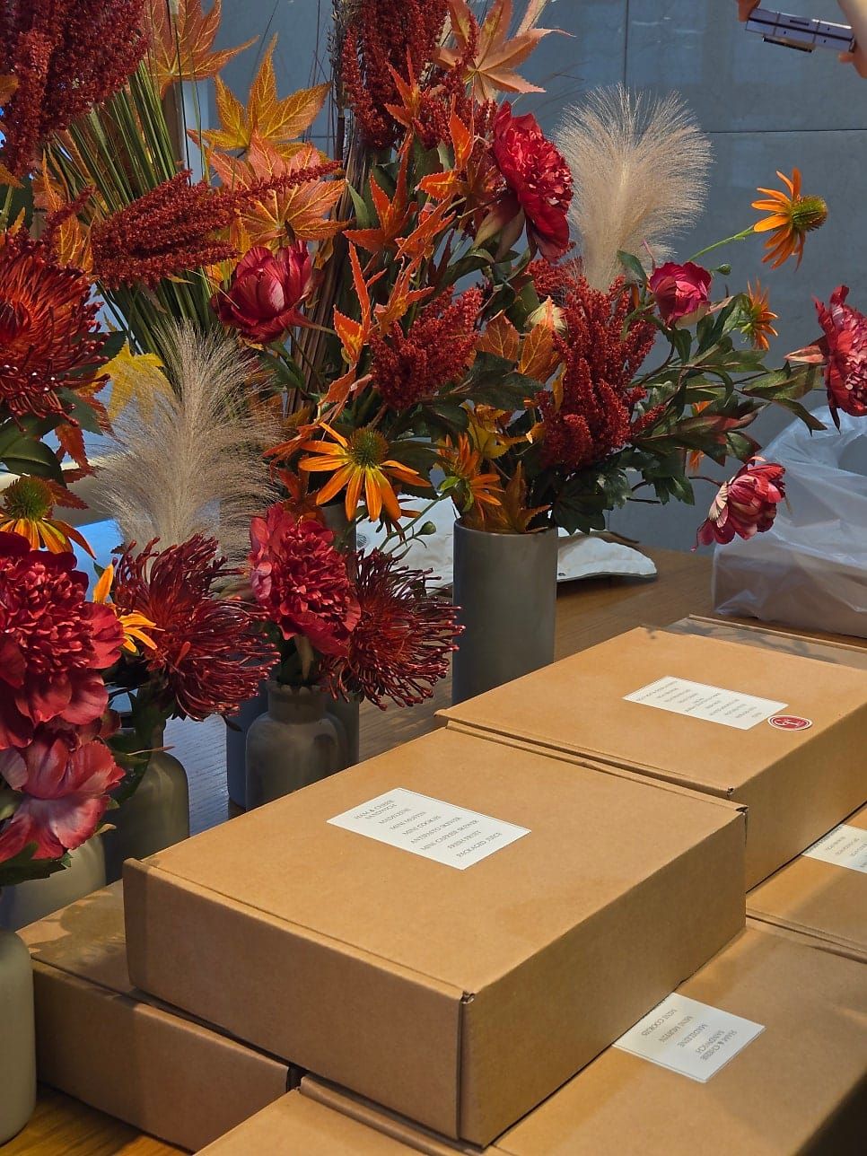 Vegan & Regular Boxed Lunch Catering for Year-End VIP Corporate Events