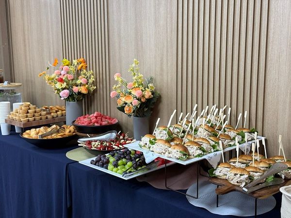 Seminar & Conference Refreshment Catering: 3 Reasons Every Event Planner Should Know