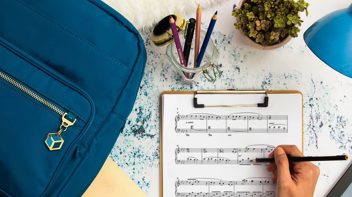 Key Signature Guide: Memorization Tips & Charts