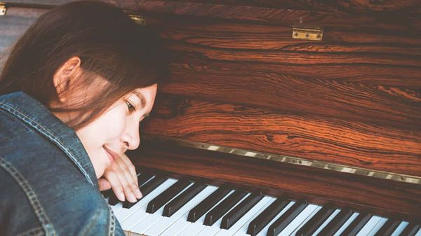 10_Signs_You_Love_Piano