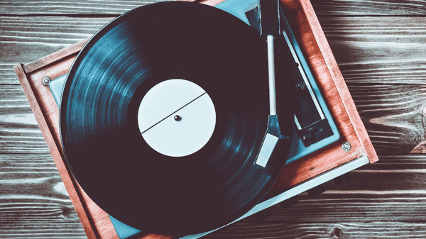 12 Hit Songs From The Seventies