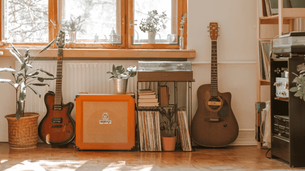 Beginner Guitarist - Acoustic vs Electric