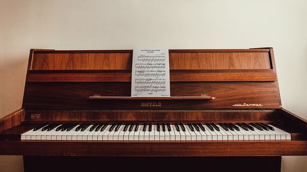 image: piano; article: Maximize Your Time With These 10 Music Practice Tips