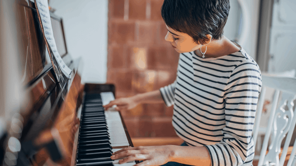 6 Bad Habits That Could Hurt You At The Piano