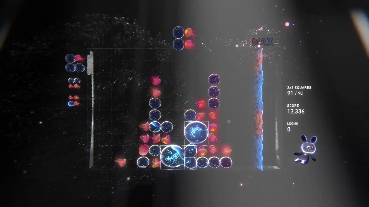 An animated WebP transition between stages. The stage shifts from a stage featuring water droplets and jellyfish to one featuring nuts and snowballs, a reference no doubt to the habit of the squirrels in the same stage. 