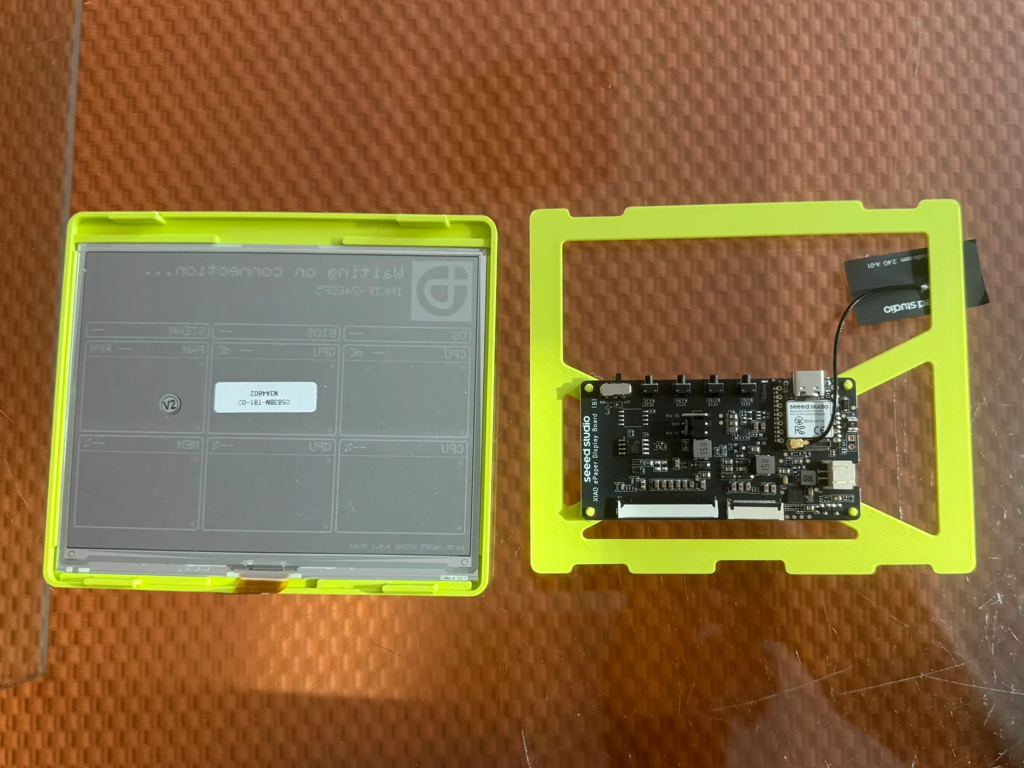 The Steam Machine's ePaper Faceplate Is Open Source And Full Of Possibility