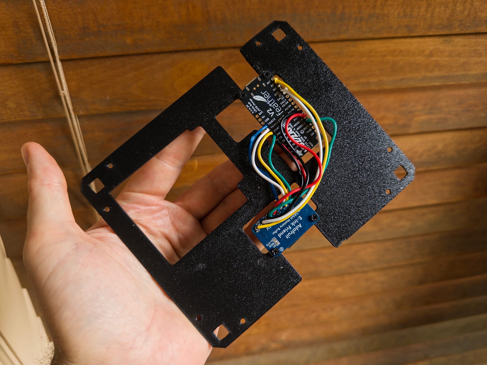 The Steam Machine's ePaper Faceplate Is Open Source And Full Of Possibility