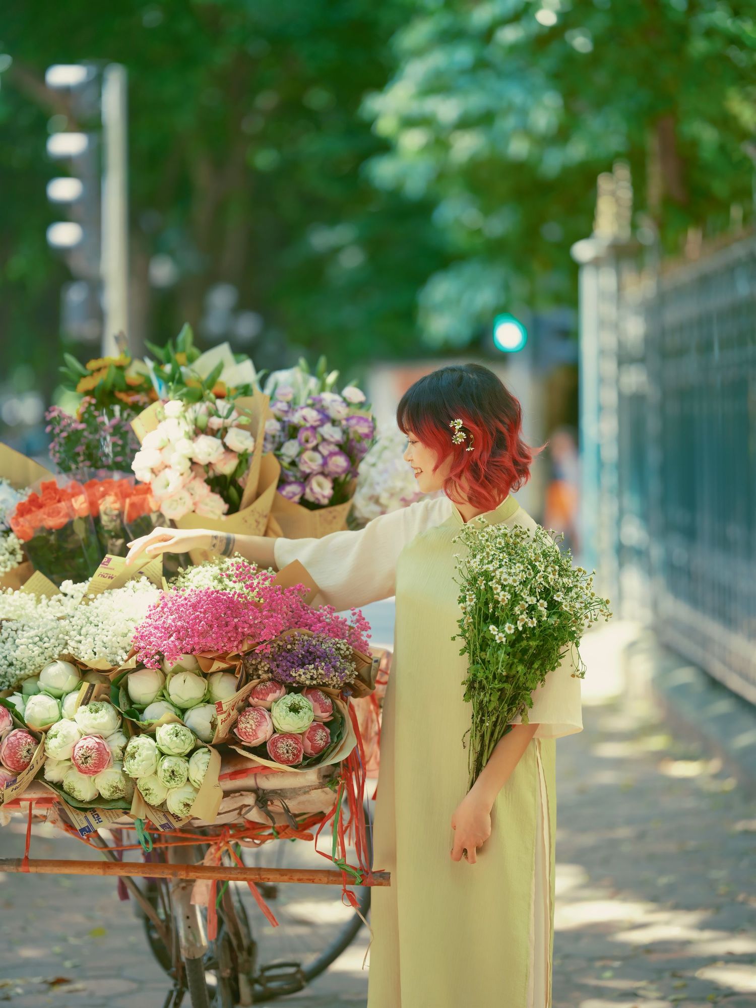 XUỐNG PHỐ MÙA THU