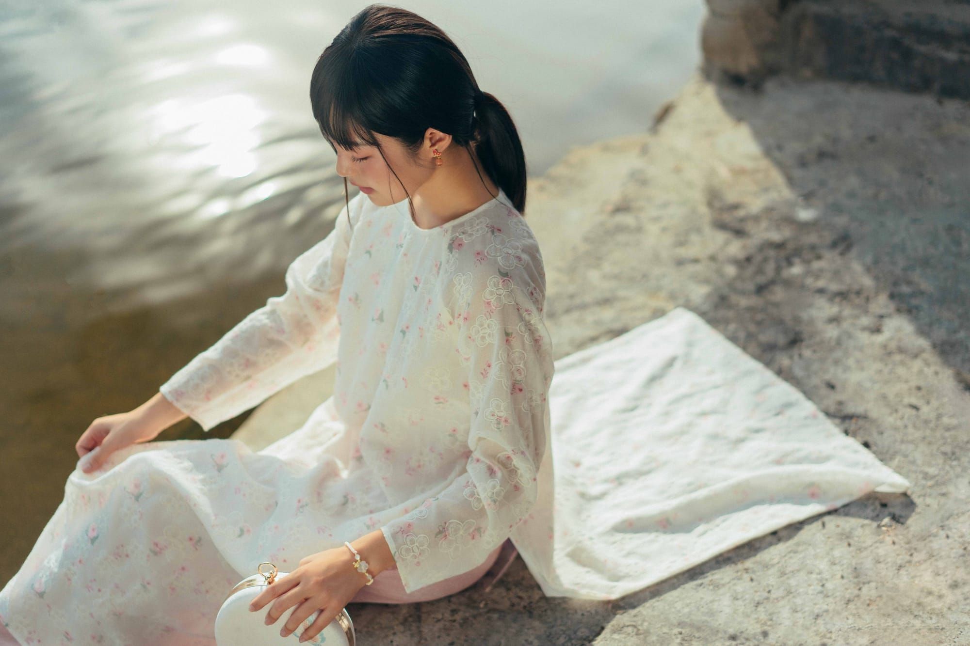 BST MÙA SEN MÂY 2024