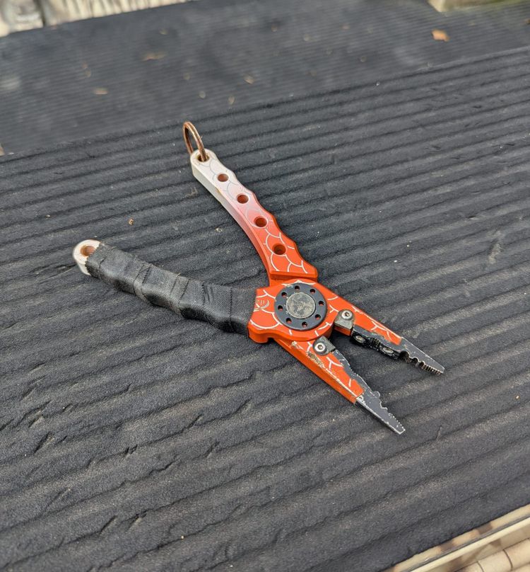 Best Pliers for Saltwater Fishing