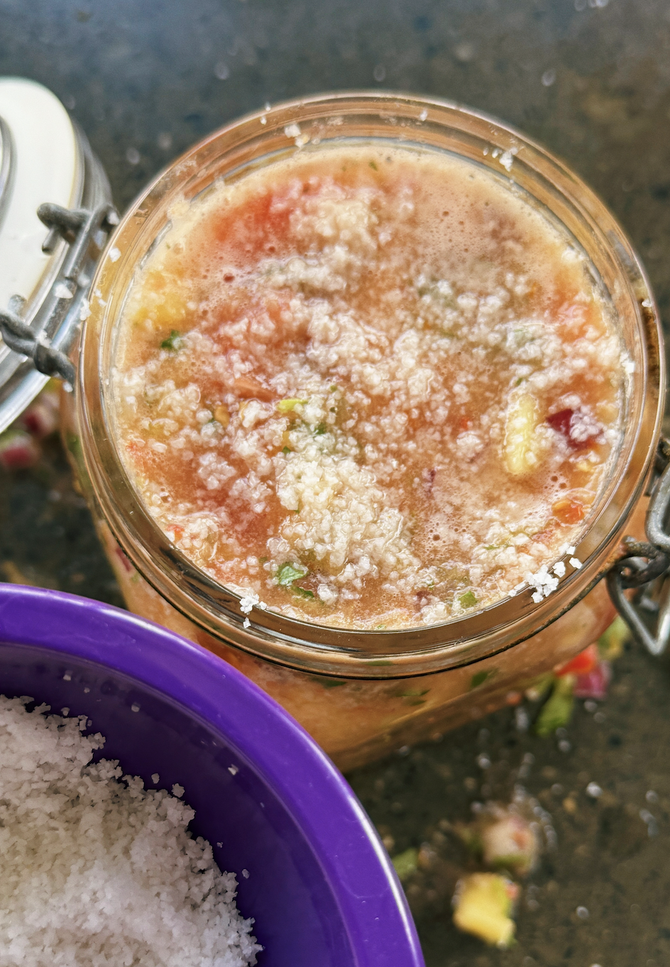sal-sal-salsa-de-piña-mai-dirty-hands.png