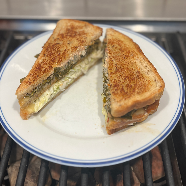 Sandwiches, Potato Chips, and a tour update!