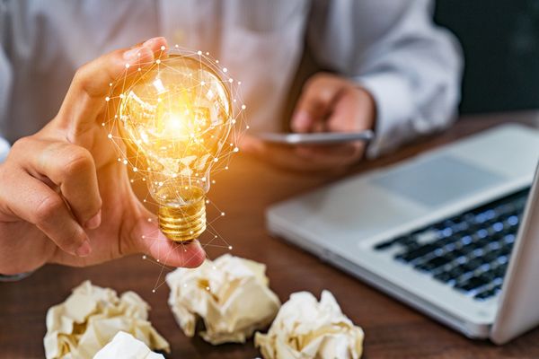 Navigating the Entrepreneurial Journey: From Idea to Business Plan