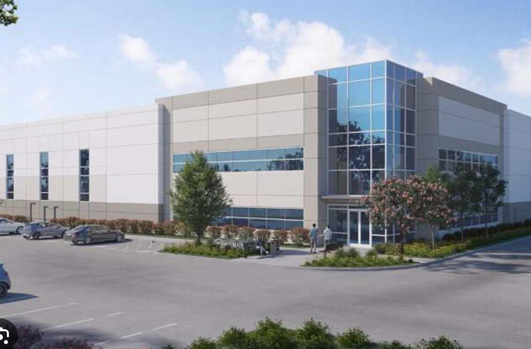 Councilman Chuck Conder Bridges Ideological Divides in a Forum for Unanimous Support of Orangecrest Warehouse Project