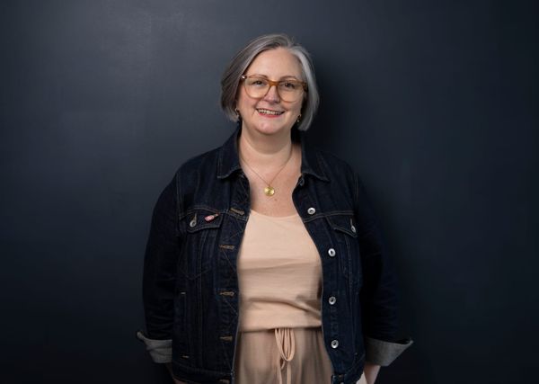 Selling Without Becoming Someone You're Not: Moira Barnes on Sales for Female Founders