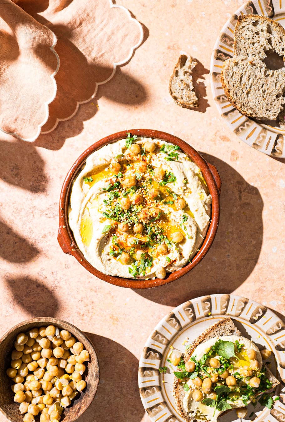 Oppskrift på hummus med kikerter kokt uten å bløtlegge i trykkoker