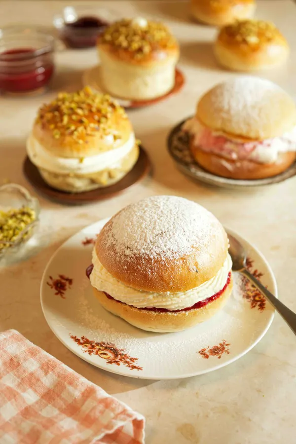 Oppskrift_fastelavnsboller_blogg_oppskrift_verdens_beste